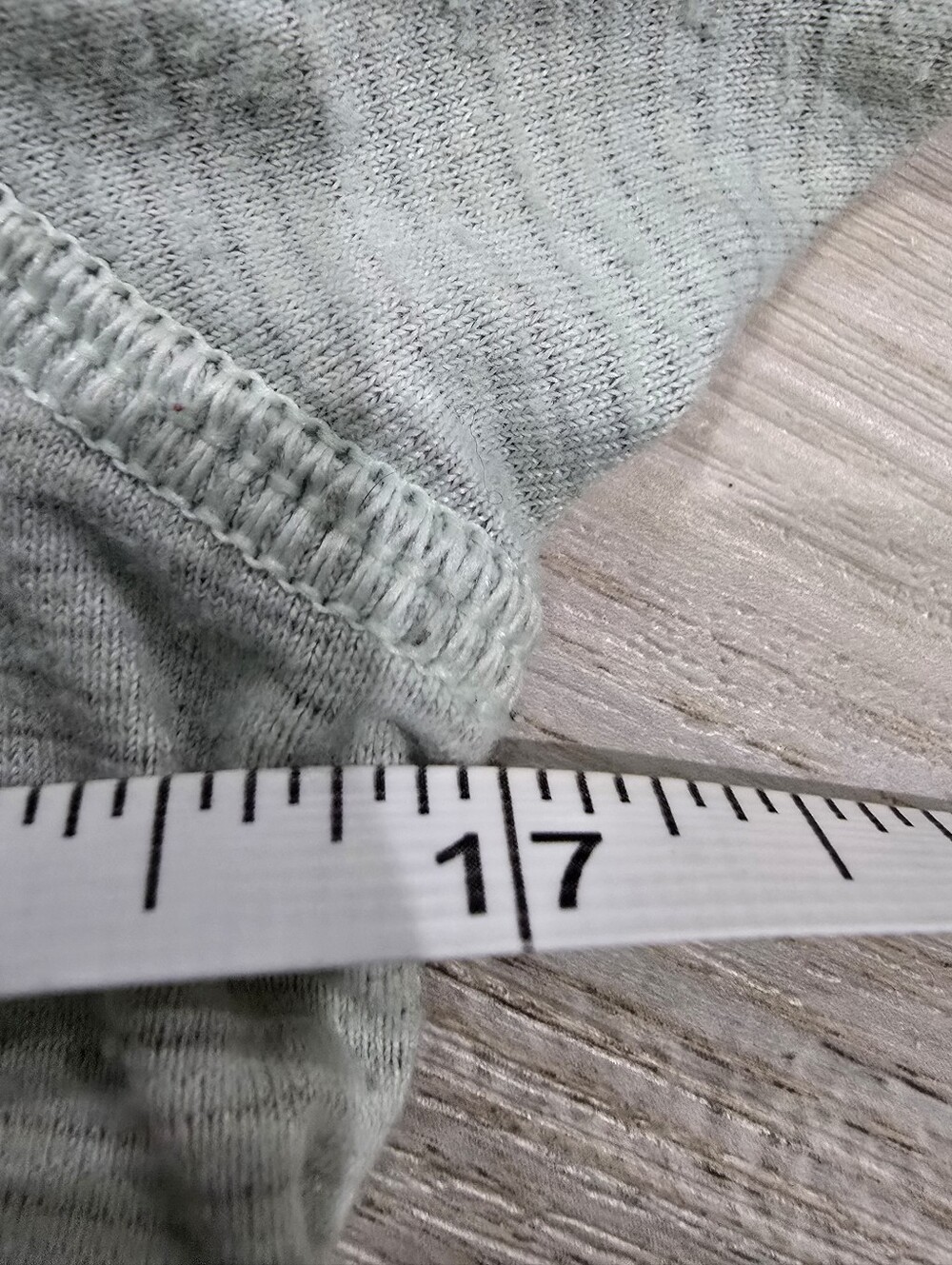 Lululemon Love V-Neck T-Shirt Light green Striped Pattern Approximate Size 10 - Picture 2 of 5